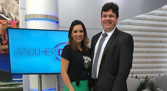 CAFÉ COM DIREITO
